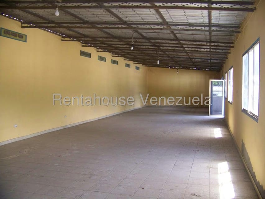 Comercial (Galpon - Deposito) en Alquiler en Las Barrancas, Miranda - 18