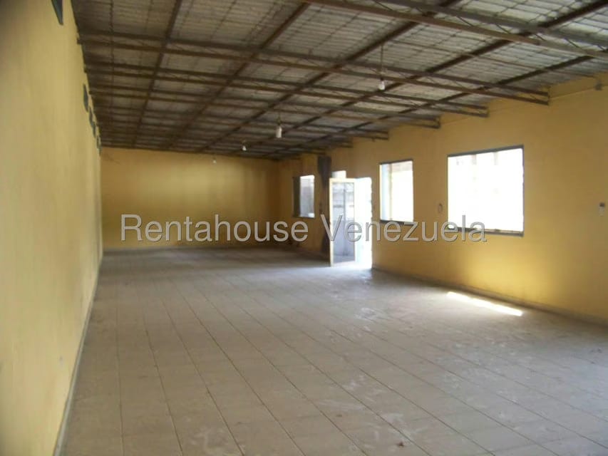 Comercial (Galpon - Deposito) en Alquiler en Las Barrancas, Miranda - 19