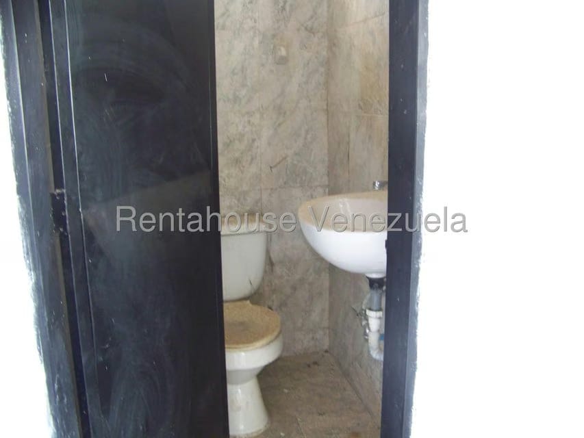 Comercial (Galpon - Deposito) en Alquiler en Las Barrancas, Miranda - 20