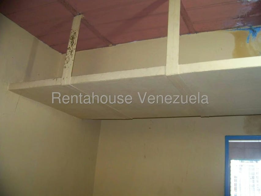 Comercial (Galpon - Deposito) en Alquiler en Las Barrancas, Miranda - 30