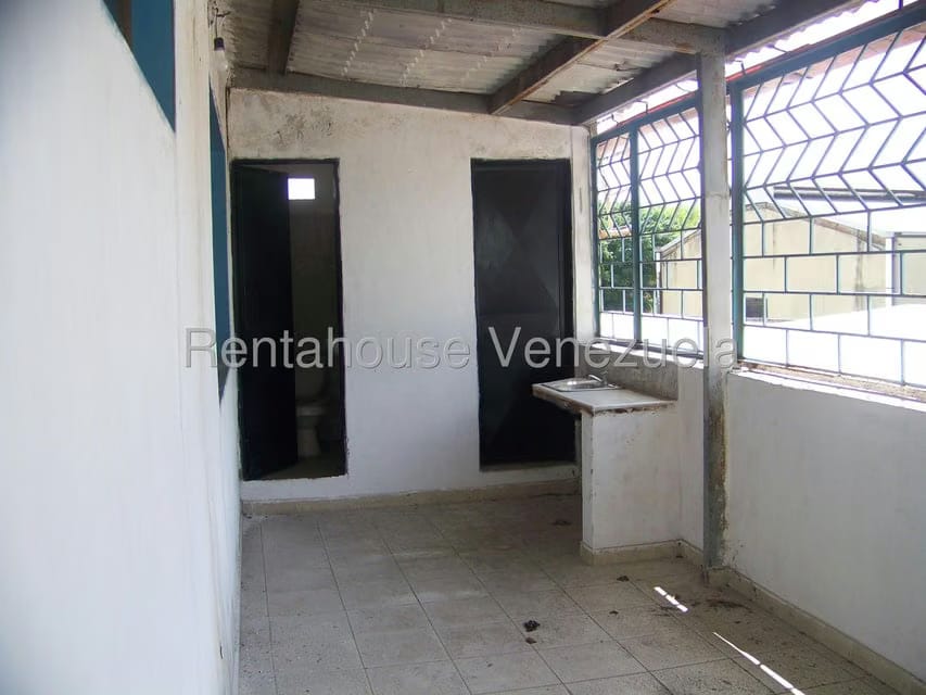 Comercial (Galpon - Deposito) en Alquiler en Las Barrancas, Miranda - 6