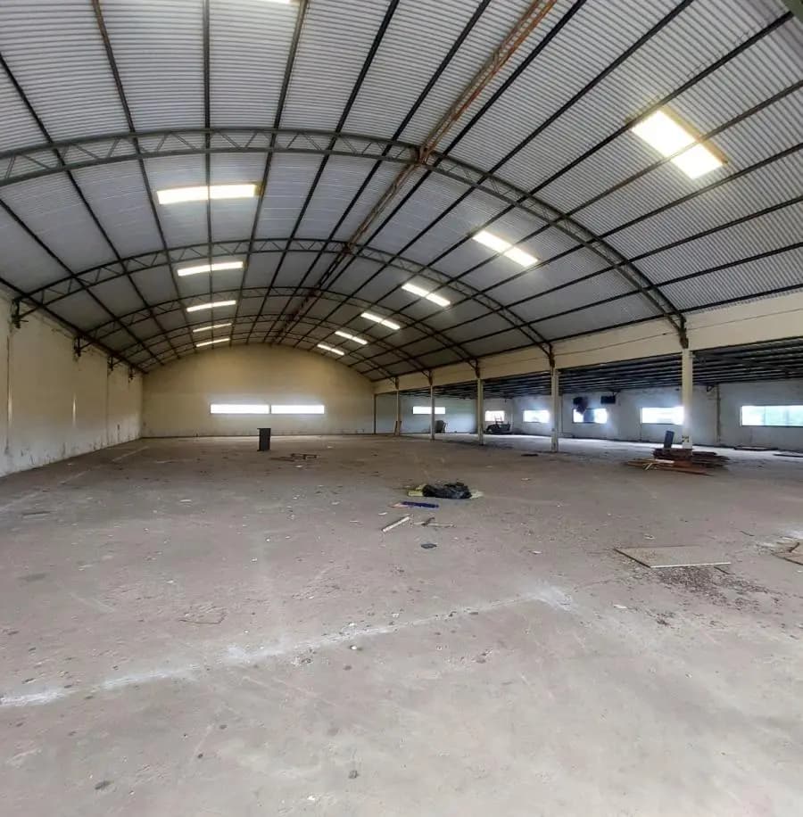 Galpon en Venta en Av. Ernesto Branger Valencia - 4