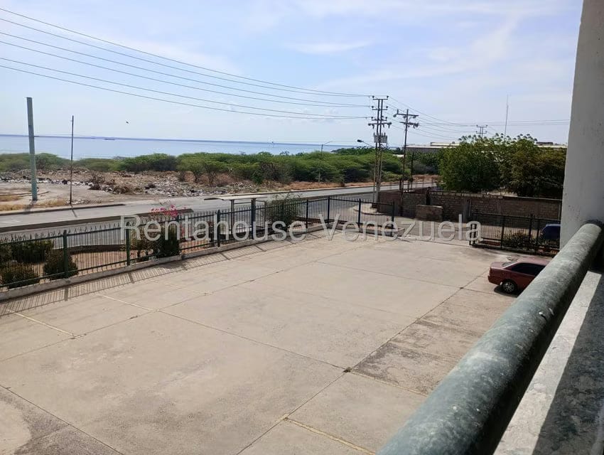 Comercial (Local Comercial) en Alquiler en Los Haticos, Zulia - 4