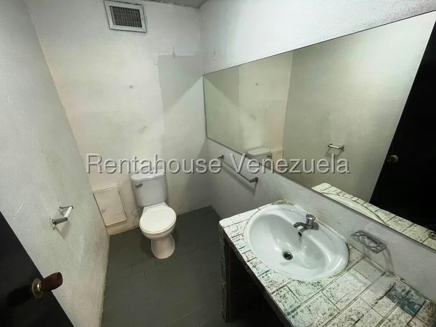 Comercial (Oficina) en Venta en Los Samanes, Distrito Metropolitano - 20