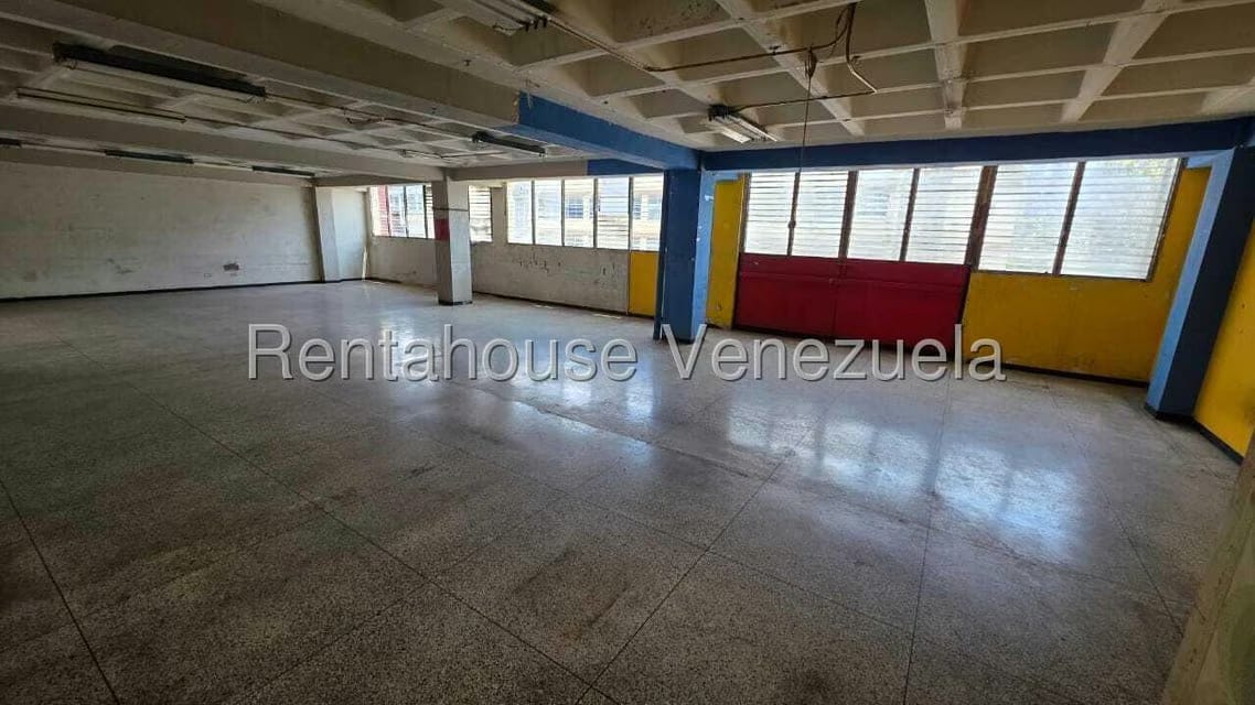 Comercial (Local Comercial) en Alquiler en Palo Verde, Distrito Metropolitano - 8