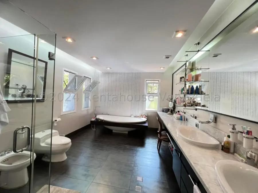 Casa en Venta en La Lagunita Country Club Caracas - 13