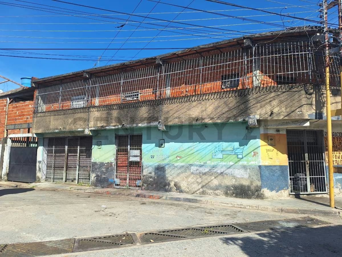 Venta de Locales Comerciales a Pie de Calle - 2