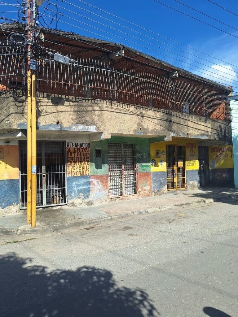 Venta de Locales Comerciales a Pie de Calle - 5