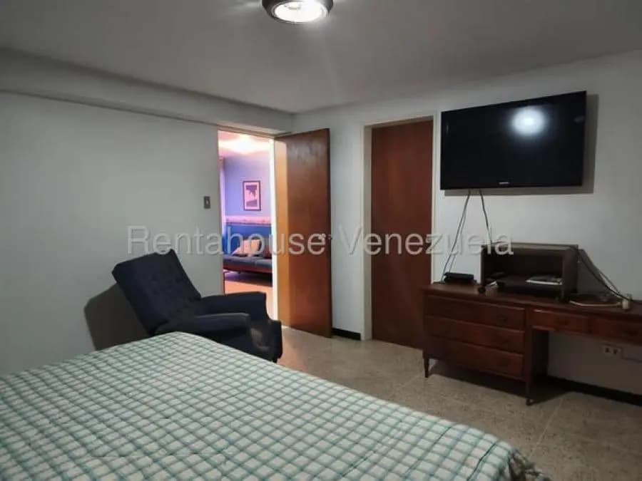 Apartamento en Venta en el bosque Caracas - 6