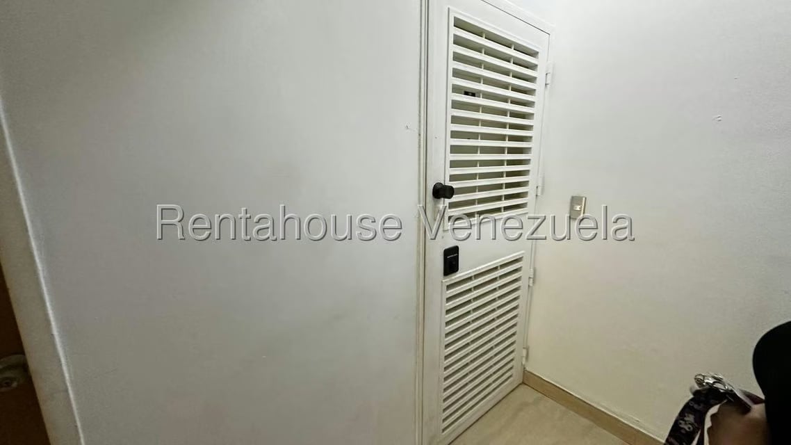Apartamento (1 Nivel) en Venta en Bosques de la Lagunita, Distrito Metropolitano - 27