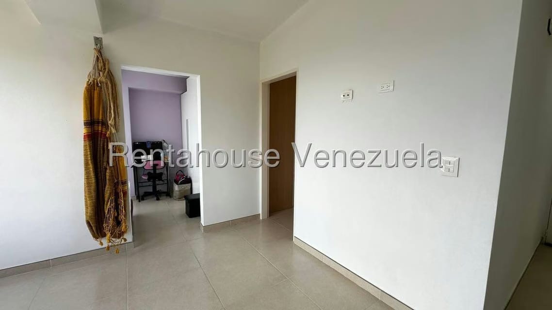 Apartamento (1 Nivel) en Venta en Bosques de la Lagunita, Distrito Metropolitano - 8