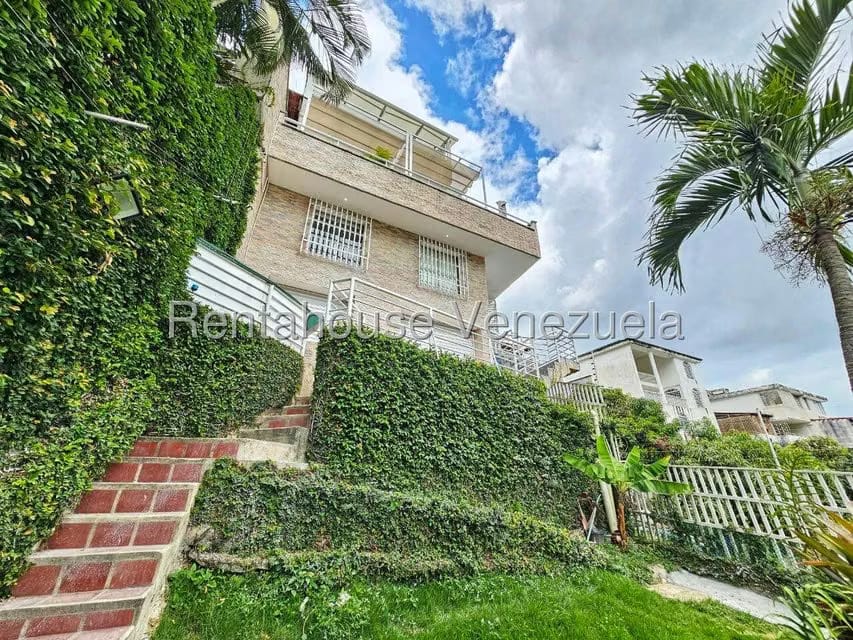 Casa (Duplex) en Venta en El Marques, Distrito Metropolitano - 3