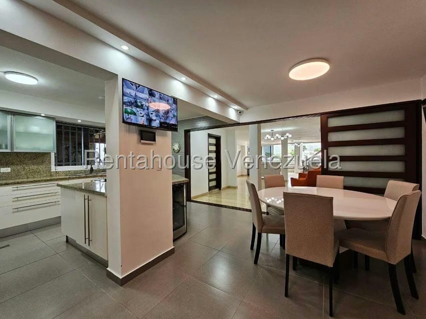 Casa (Duplex) en Venta en El Marques, Distrito Metropolitano - 24