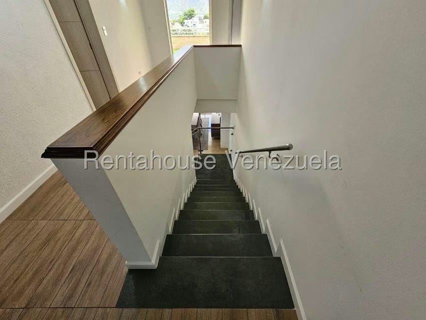 Casa (Duplex) en Venta en El Marques, Distrito Metropolitano - 43