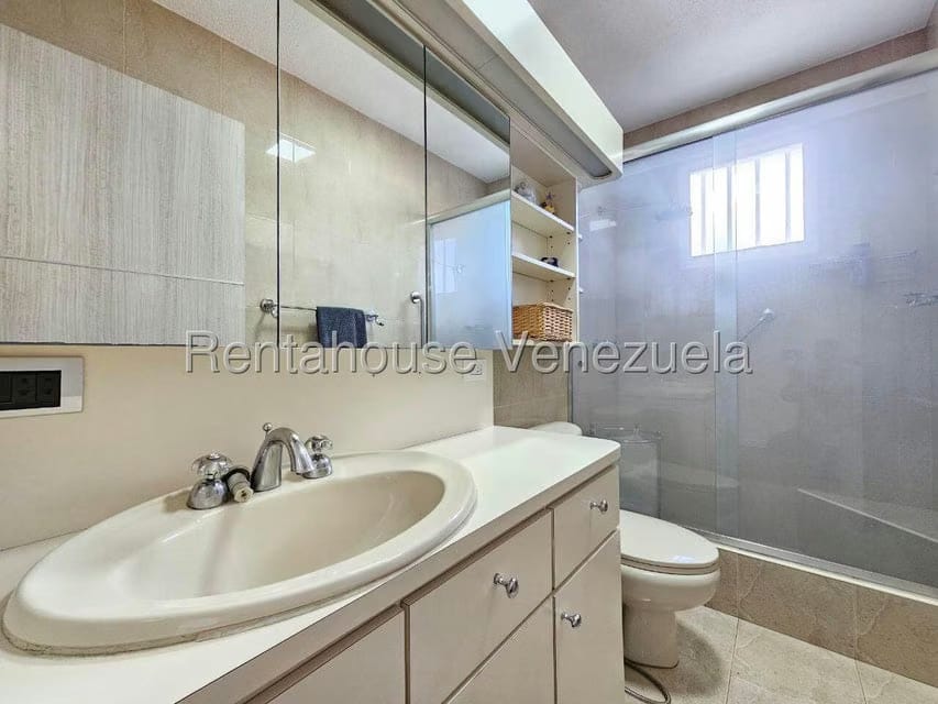 Casa (Duplex) en Venta en El Marques, Distrito Metropolitano - 45