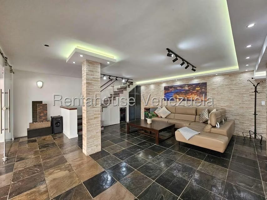 Casa (Duplex) en Venta en El Marques, Distrito Metropolitano - 54