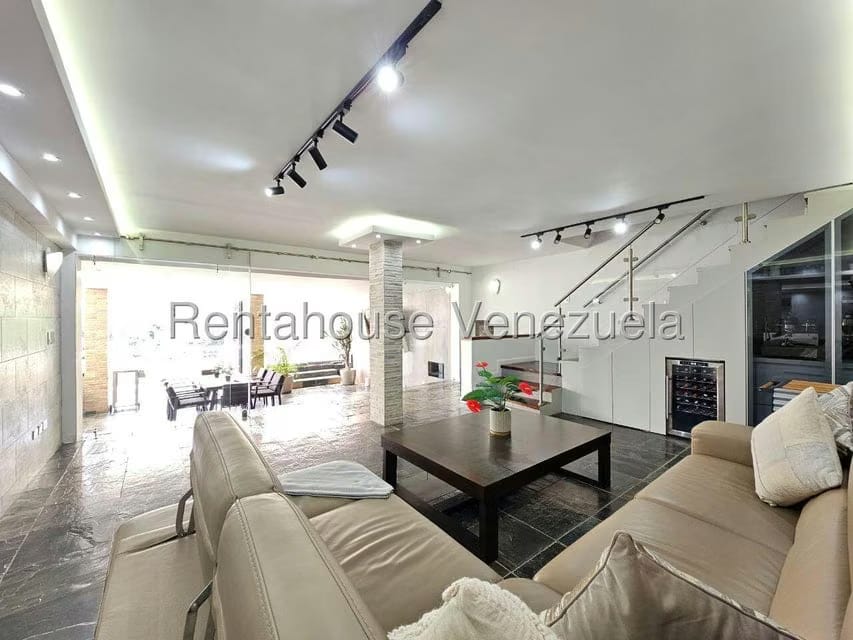 Casa (Duplex) en Venta en El Marques, Distrito Metropolitano - 55