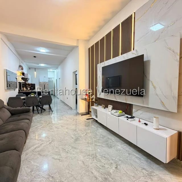 Comercial (Edificio) en Venta en Cementerio, Distrito Metropolitano - 6