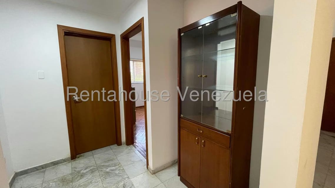 Apartamento (1 Nivel) en Alquiler en Valle Frio, Zulia - 12