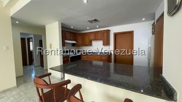 Apartamento (1 Nivel) en Alquiler en Valle Frio, Zulia - 7