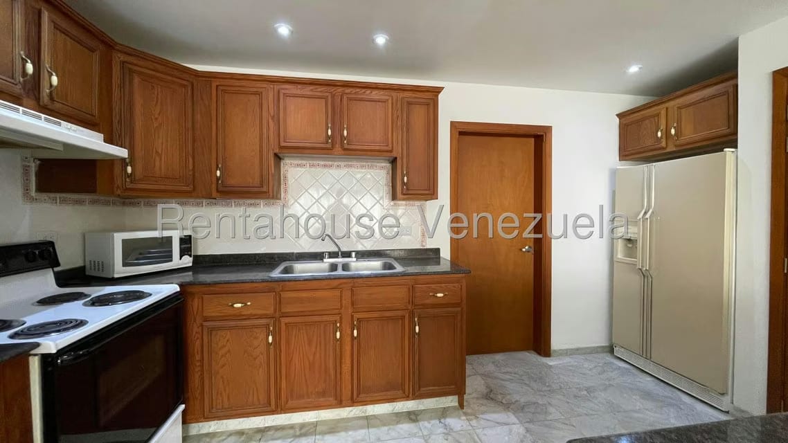 Apartamento (1 Nivel) en Alquiler en Valle Frio, Zulia - 8