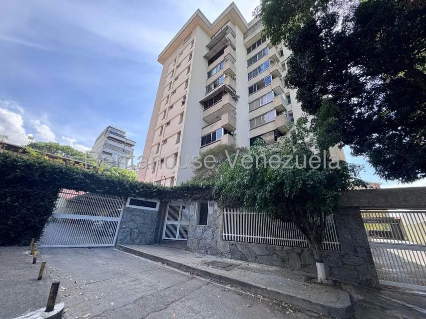 Apartamento (1 Nivel) en Alquiler en La Campiña, Distrito Metropolitano