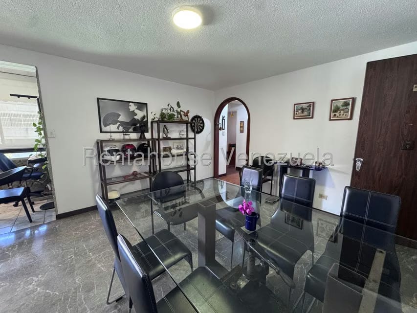 Apartamento (1 Nivel) en Alquiler en La Campiña, Distrito Metropolitano - 11