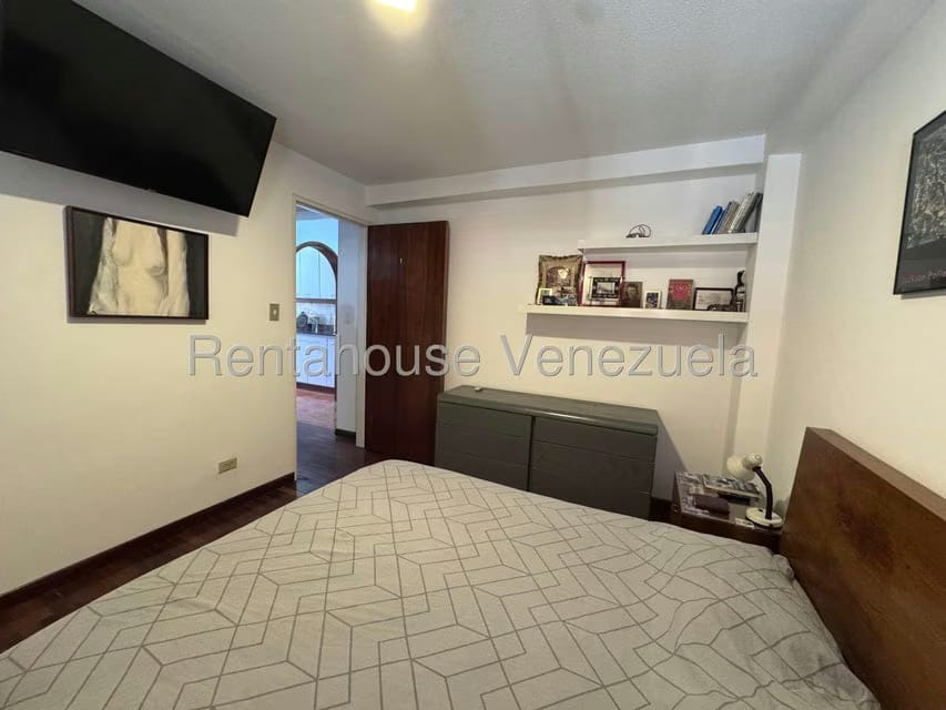 Apartamento (1 Nivel) en Alquiler en La Campiña, Distrito Metropolitano - 24