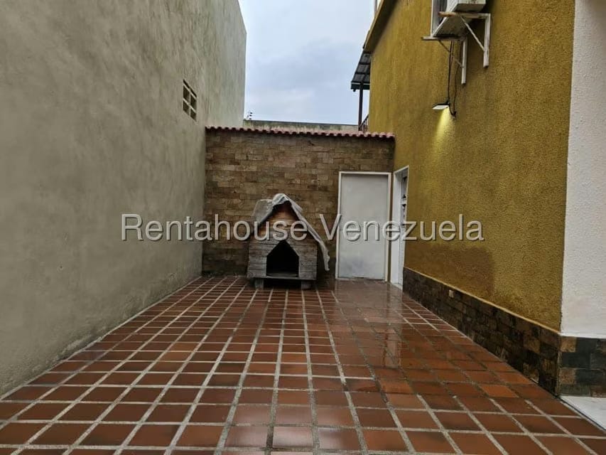 Townhouse (Multiples Niveles) en Venta en La Morita, Aragua - 4
