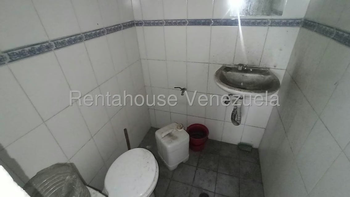 Oficina en Venta en Parroquia Altagracia, Distrito Metropolitano - 9
