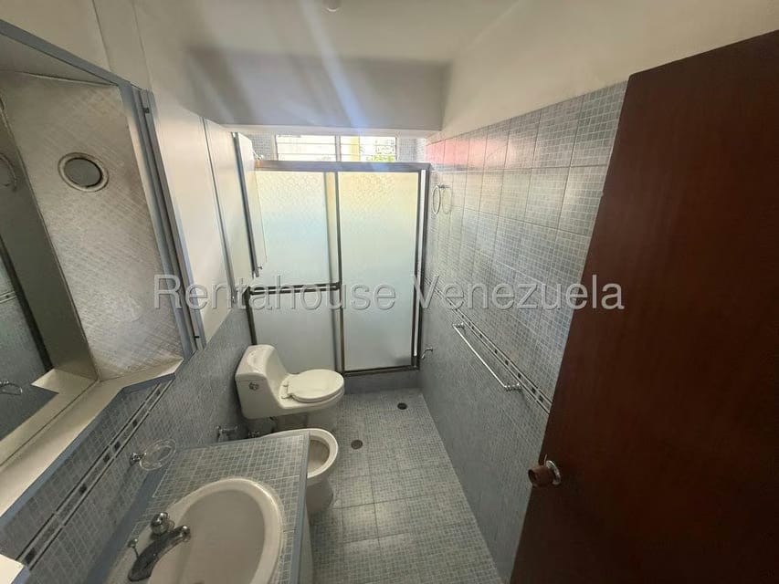 Apartamento (1 Nivel) en Venta en La Urbina, Distrito Metropolitano - 13