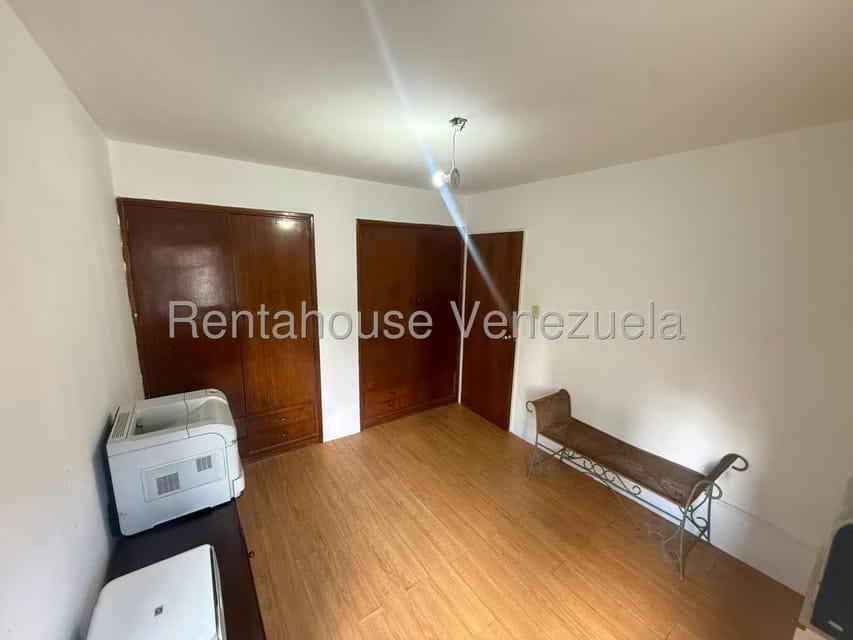 Apartamento (1 Nivel) en Venta en La Urbina, Distrito Metropolitano - 33