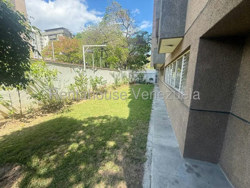 Apartamento (1 Nivel) en Venta en La Urbina, Distrito Metropolitano - 39