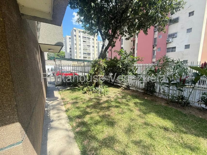 Apartamento (1 Nivel) en Venta en La Urbina, Distrito Metropolitano - 41