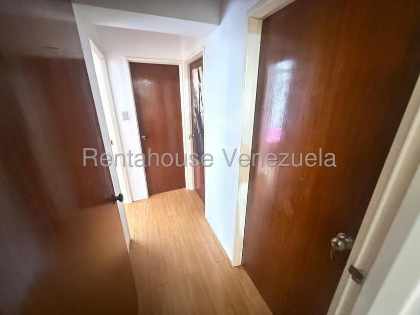 Apartamento (1 Nivel) en Venta en La Urbina, Distrito Metropolitano - 10