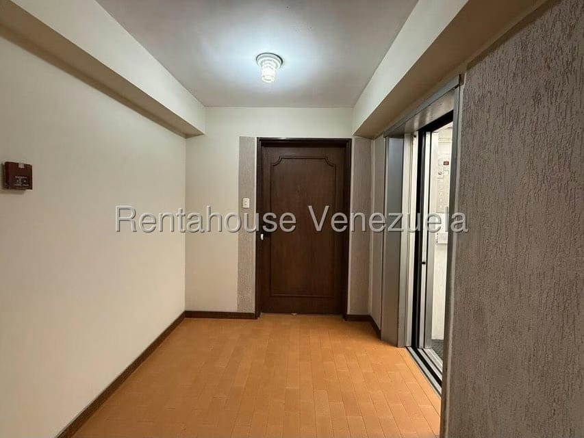 Apartamento (1 Nivel) en Venta en Parroquia Santa Rosa, Lara - 3