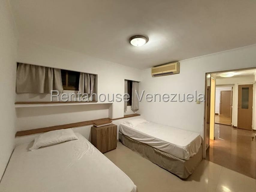 Apartamento (1 Nivel) en Venta en Parroquia Santa Rosa, Lara - 36