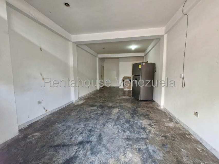 Comercial (Local Comercial) en Alquiler en Piñonal, Aragua - 2