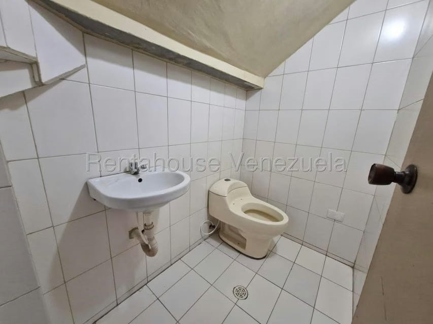 Comercial (Local Comercial) en Alquiler en Piñonal, Aragua - 5