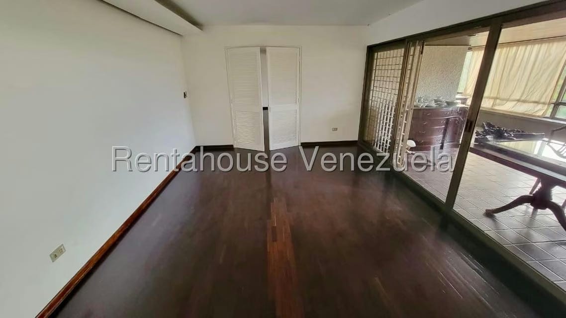 Apartamento (Duplex) en Venta en Charallavito, Distrito Metropolitano - 11