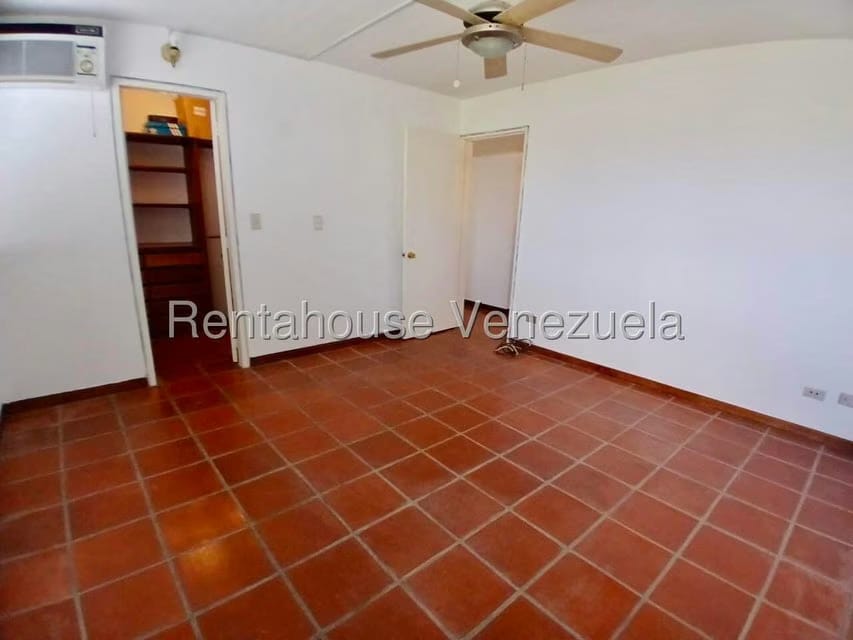 Apartamento (Duplex) en Venta en Charallavito, Distrito Metropolitano - 21
