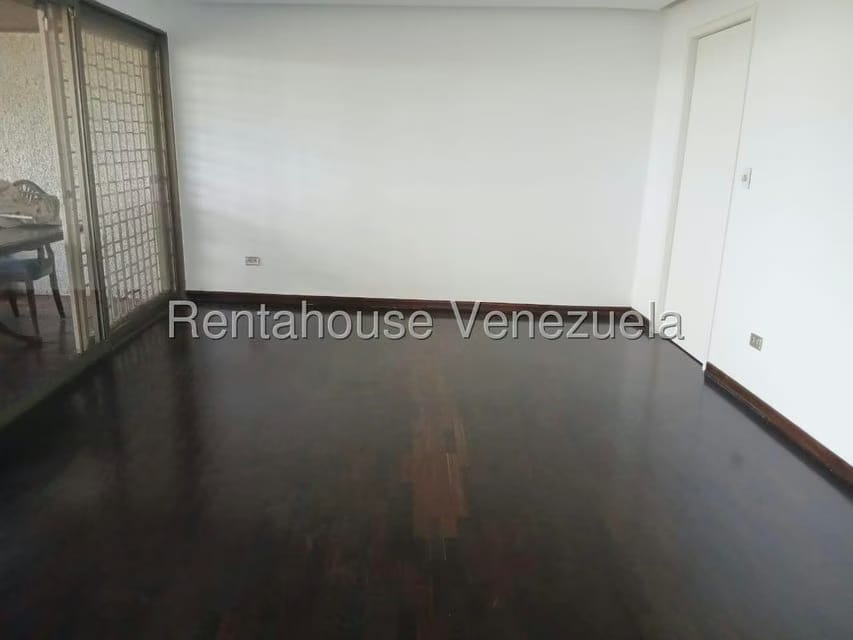 Apartamento (Duplex) en Venta en Charallavito, Distrito Metropolitano - 5