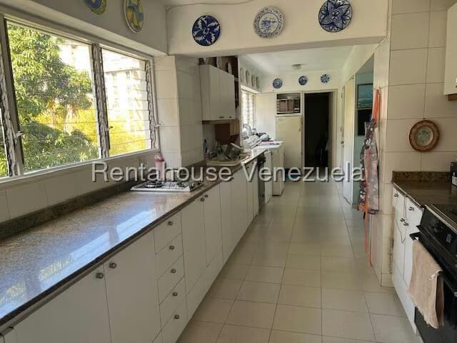 Apartamento (1 Nivel) en Venta en La Florida, Distrito Metropolitano - 11
