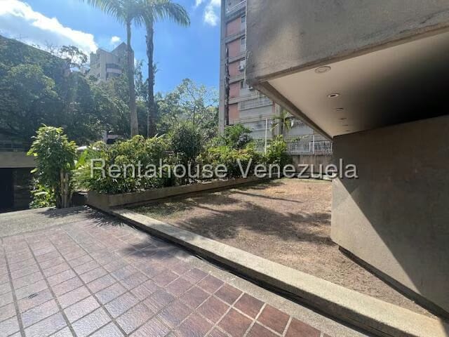 Apartamento (1 Nivel) en Venta en La Florida, Distrito Metropolitano - 26