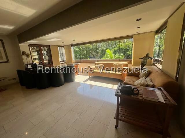 Apartamento (1 Nivel) en Venta en La Florida, Distrito Metropolitano - 5