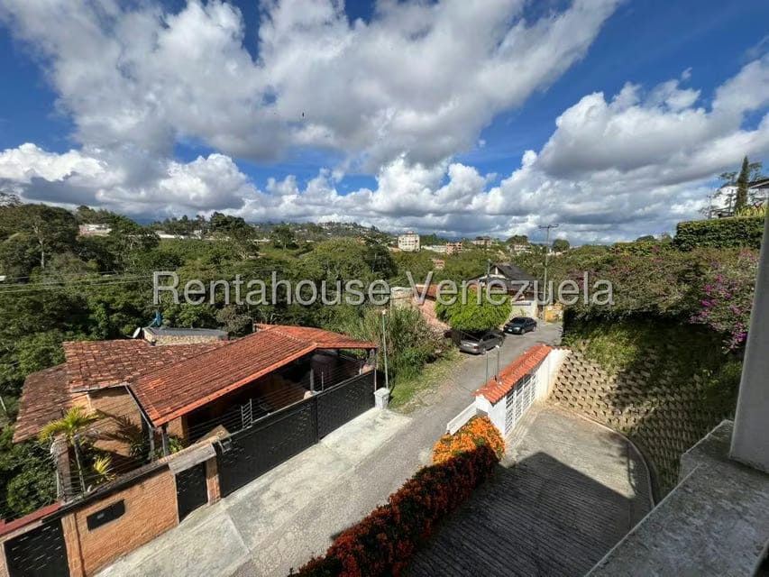 Casa (Duplex) en Venta en Oripoto, Distrito Metropolitano - 13