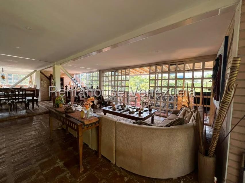 Casa (Duplex) en Venta en Oripoto, Distrito Metropolitano - 16