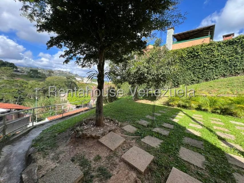 Casa (Duplex) en Venta en Oripoto, Distrito Metropolitano - 17