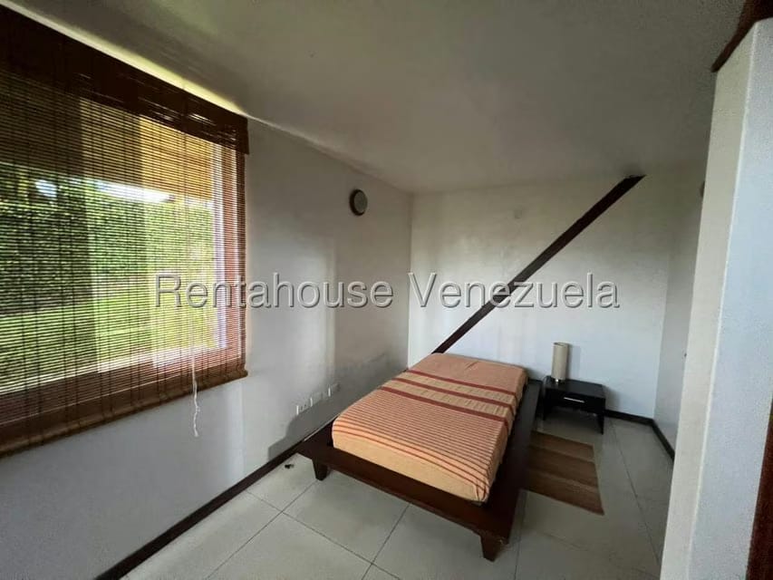 Casa (Duplex) en Venta en Oripoto, Distrito Metropolitano - 28