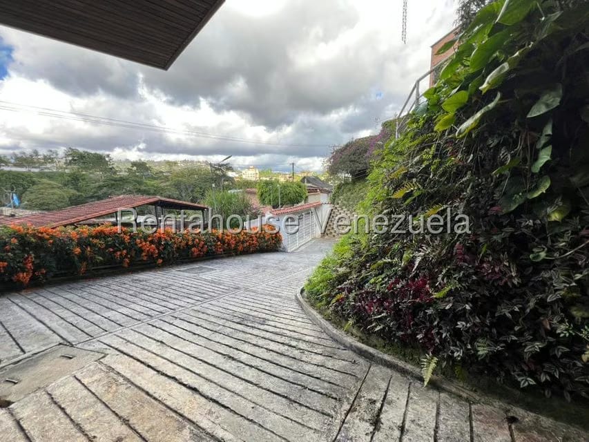 Casa (Duplex) en Venta en Oripoto, Distrito Metropolitano - 4